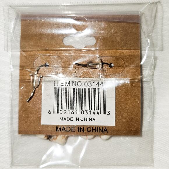 Boutique New handcarved semiprecious howlite elephant earrings - Picture 4 of 7